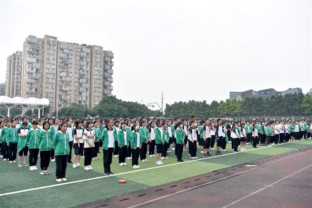 开展应急疏散演练  筑牢校园安全防线