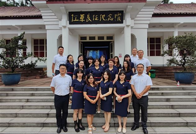 追寻红色记忆 传承长征精神——棠外附小第三党支部党员主题日活动