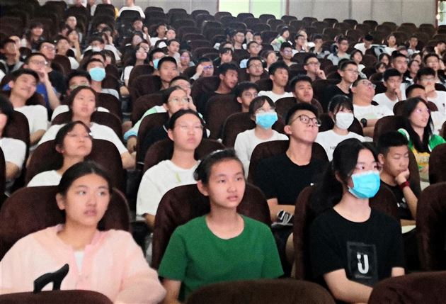 细节决定成败——从高考规范化答卷中挖掘应试技巧