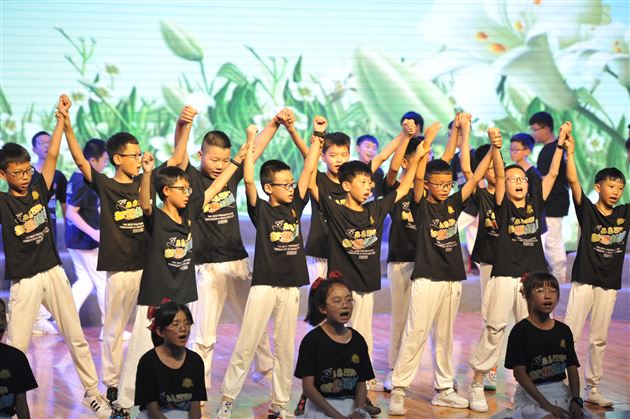 花开时节 逐梦起航——记棠外附小2022届毕业典礼