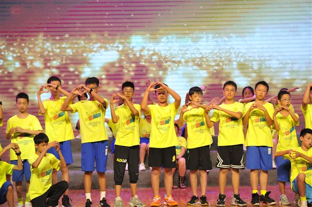 花开时节 逐梦起航——记棠外附小2022届毕业典礼