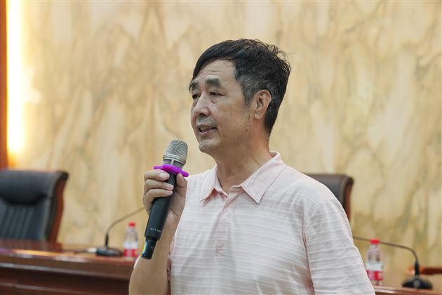 高原大气与环境四川省重点实验室主任文军教授