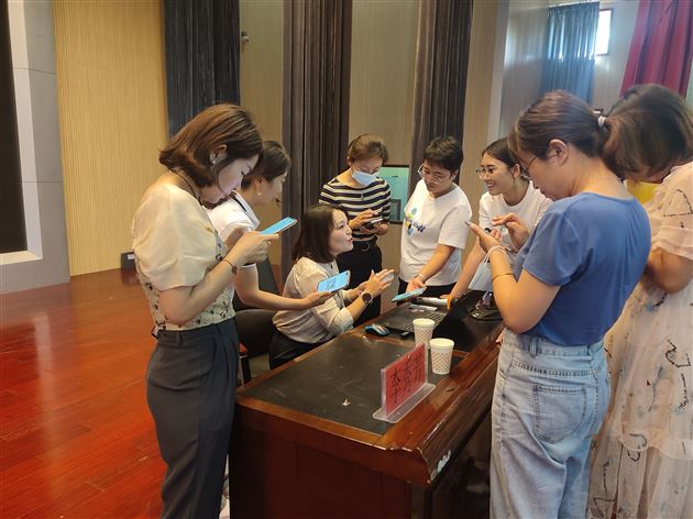 培训活动受到内蒙古包头市和鄂尔多斯市的老师们一致好评