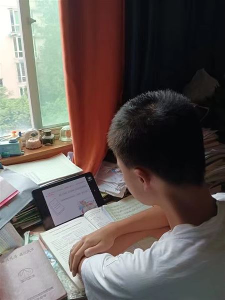 守护心灵 “疫”路相伴——棠外初中开展线上心理辅导