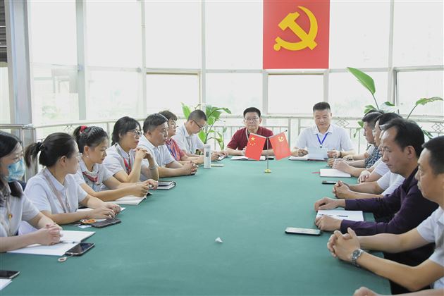 强化后备干部培养 助力学校优质发展——棠外初中党总支举行后备干部管理岗位师徒结对仪式