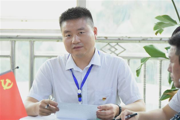 强化后备干部培养 助力学校优质发展——棠外初中党总支举行后备干部管理岗位师徒结对仪式