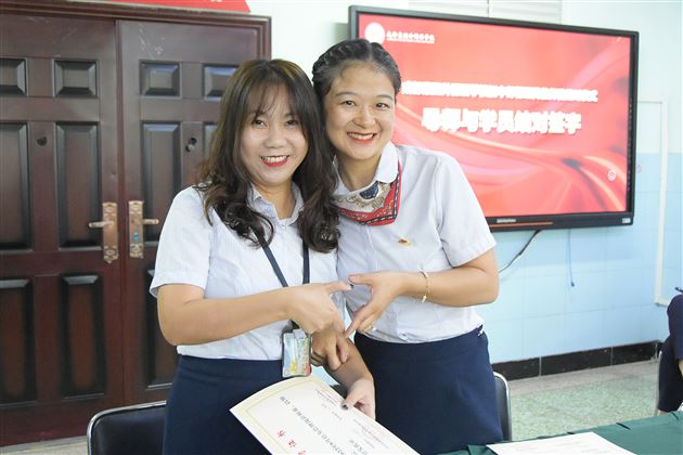 强化后备干部培养 助力学校优质发展——棠外初中党总支举行后备干部管理岗位师徒结对仪式