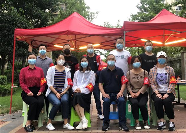 同心合力战疫情，共克时艰显担当——棠外党员教师积极参加抗疫保教志愿服务活动