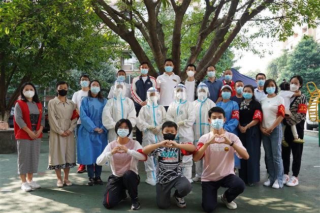 同心合力战疫情，共克时艰显担当——棠外党员教师积极参加抗疫保教志愿服务活动