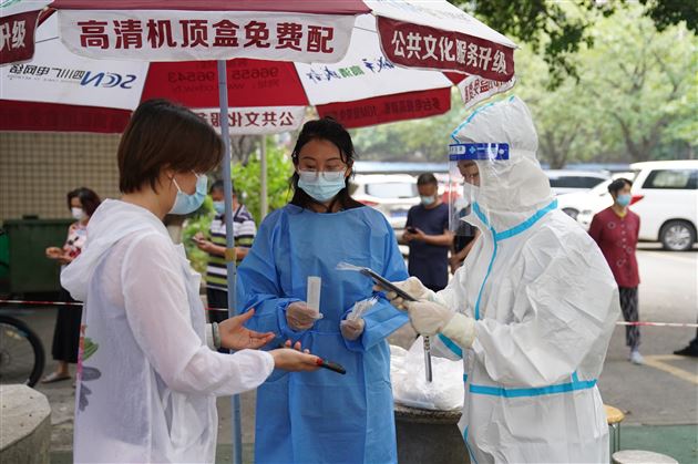 同心合力战疫情，共克时艰显担当——棠外党员教师积极参加抗疫保教志愿服务活动 