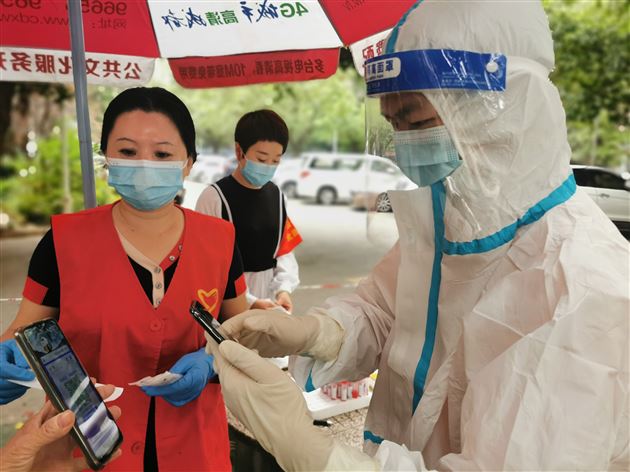 同心合力战疫情，共克时艰显担当——棠外党员教师积极参加抗疫保教志愿服务活动 