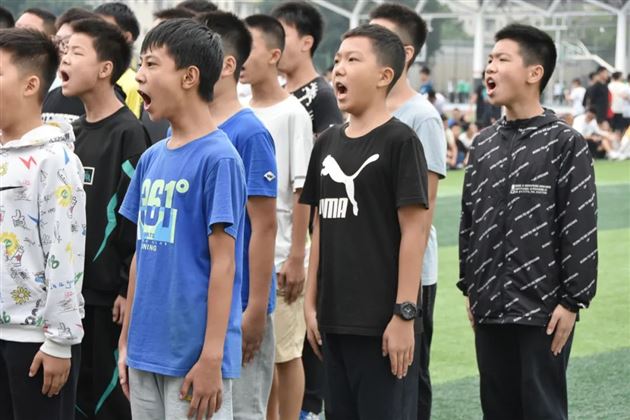 强素质·磨意志·开好局——棠外开展初2022级新生入学前教育活动 