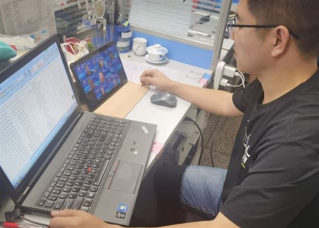 评审老师在线评审各赛项作品