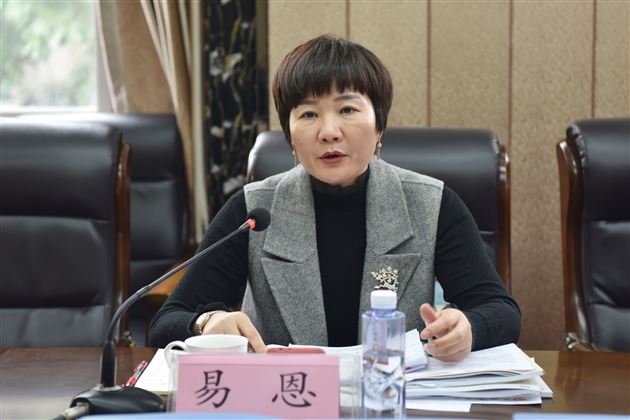 深入专业研讨 优化课题研究——棠外举行区级课题开题暨省级课题联组活动