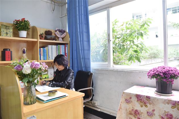 向美而行，优化育人环境——棠外高中开展“文明办公室”评比活动 