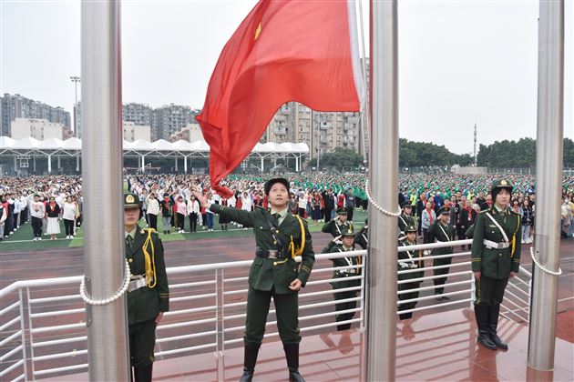 红领巾心向党 共筑梦新时代——棠外举行初2022级少先队建队仪式