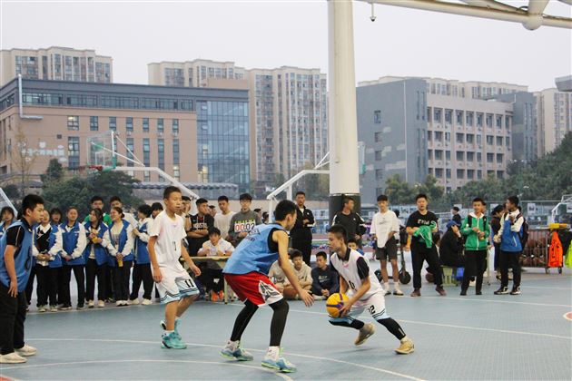 火爆赛场战鼓擂 青春无畏显神威——棠外初中2022年3X3班级篮球联赛圆满落幕