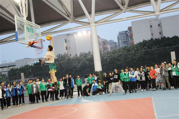 火爆赛场战鼓擂 青春无畏显神威——棠外初中2022年3X3班级篮球联赛圆满落幕