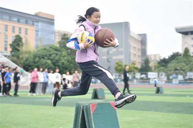 棠外初中成功举办第九届冬季师生集体趣味运动会