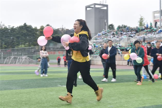 棠外初中成功举办第九届冬季师生集体趣味运动会
