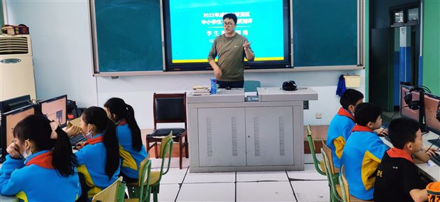 探索以美育人的“棠外路径”——记棠外成功开展双流区艺术学科测评工作