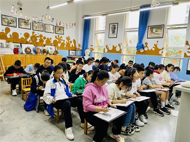 融美育人 向美而生——棠外初2022级美术第二课堂开课啦