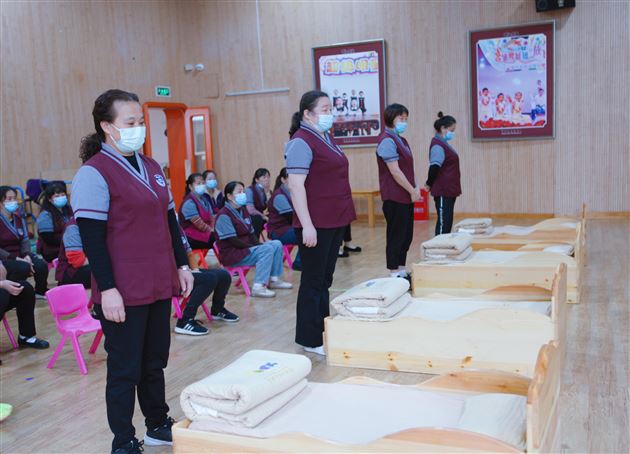 展技能 亮风采——棠湖仁智幼儿园后勤人员技能大比武