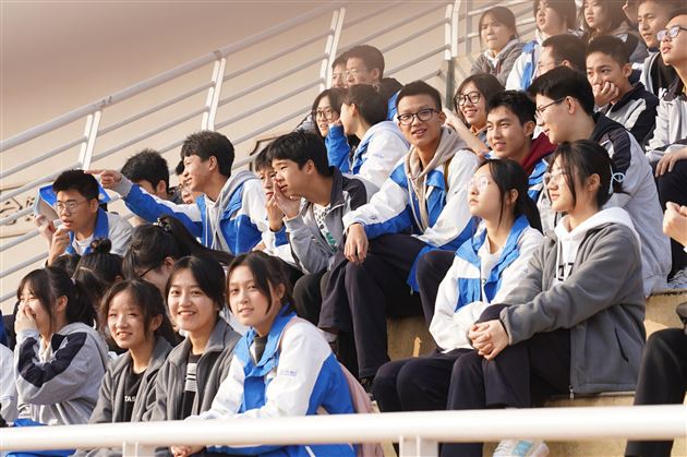 团结才能胜利 奋斗才会成功 ——棠外高中第九届集体项目运动会圆满举行