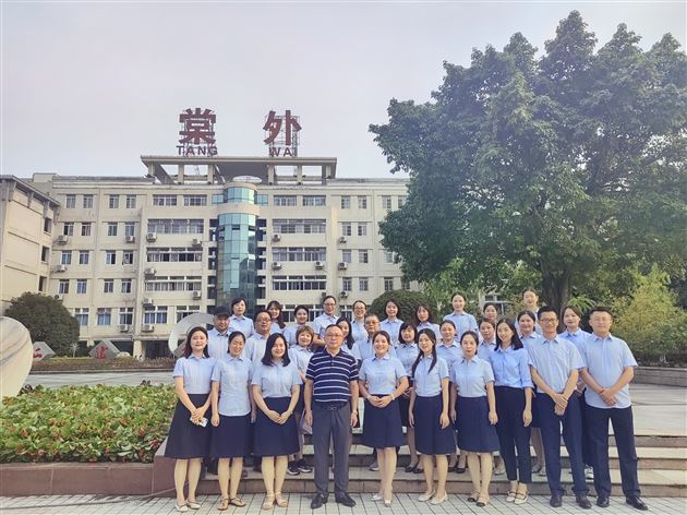 棠外高三英语备课组荣获双流区第十一届考点解读和教学内容设计大赛一等奖