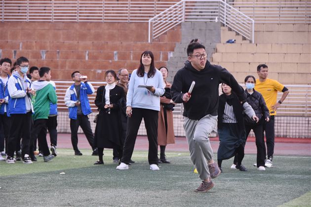 沸腾了！棠外初三召开冬季集体趣味运动会 