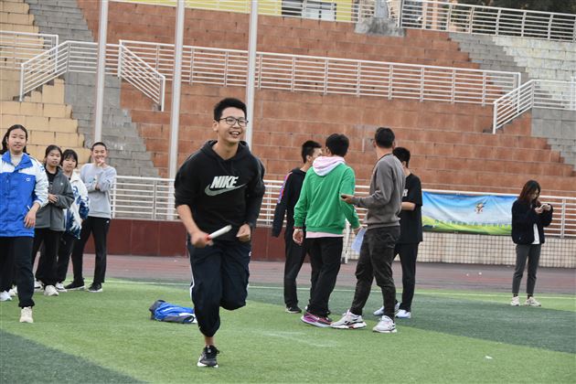 沸腾了！棠外初三召开冬季集体趣味运动会