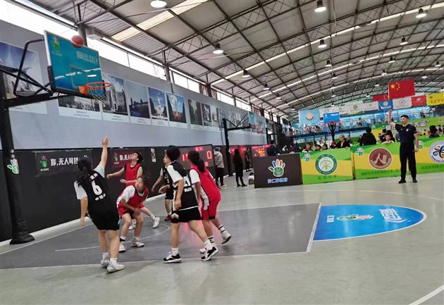 棠外初中篮球队勇夺2022年双流区中小学生3V3篮球赛冠、亚军