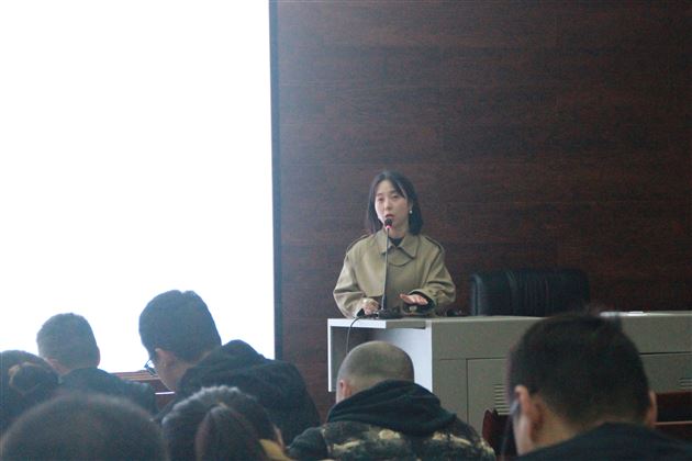 经验共分享 交流促成长——棠外高中德育处召开班主任工作会议