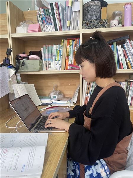 暖暖冬日  一起读书