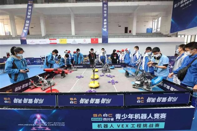 棠外初中获四川省青少年机器人竞赛VEX工程日志一等奖和最佳创意奖
