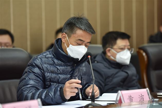 棠外理事长黄波