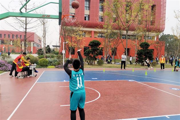 赛场上的高光时刻！棠外附小获八个团体一等奖