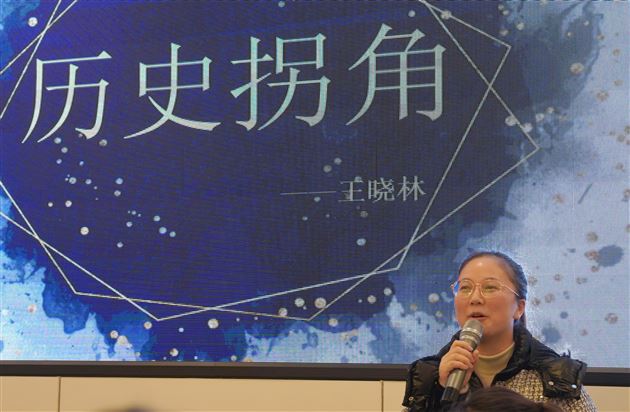 拾级而上 共赴美好——棠外高中举行新教师座谈会