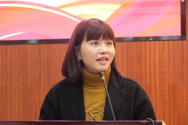 棠外读书指导教师曾亚