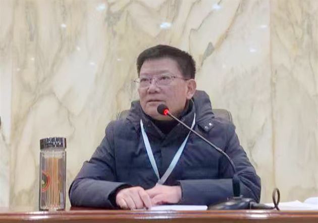 棠外初中召开新学期教职工大会