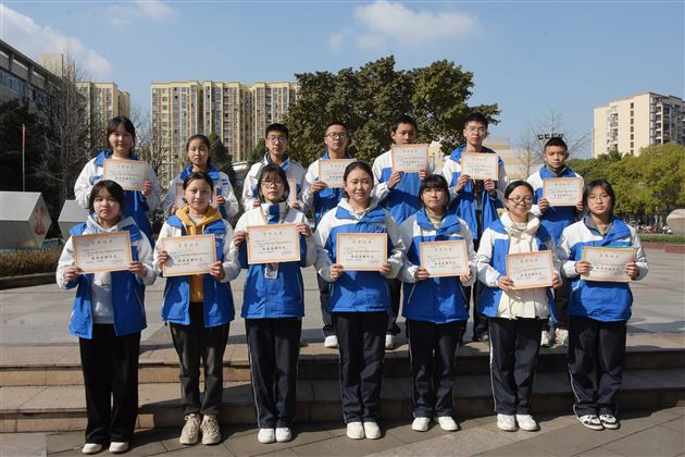 “英”姿勃发  前“兔”似锦——棠外初二英语寒假实践作业年味浓 