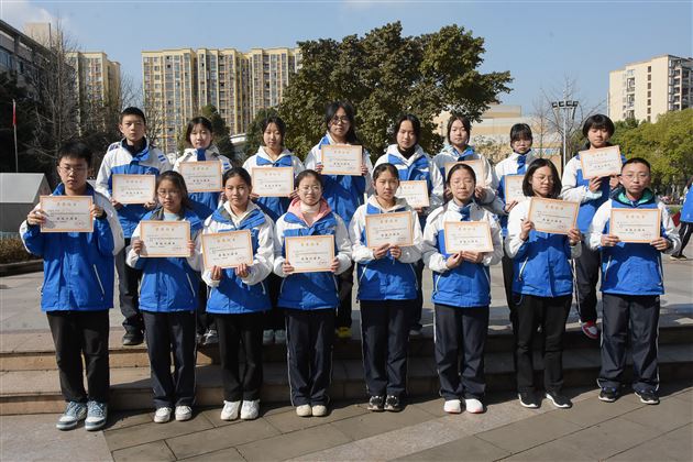 “英”姿勃发  前“兔”似锦——棠外初二英语寒假实践作业年味浓