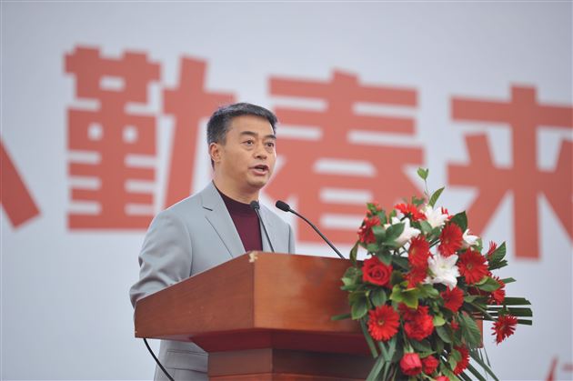 人勤春来早 读书正当时——成都棠湖外国语学校2023年春季开学典礼