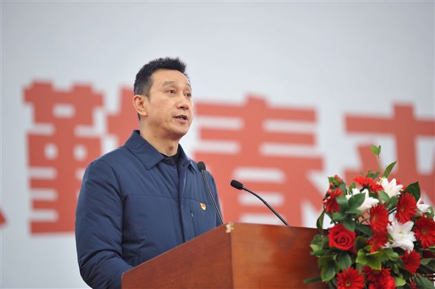 人勤春来早 读书正当时——成都棠湖外国语学校2023年春季开学典礼