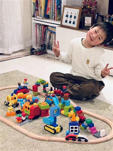 《我的宇宙小镇》