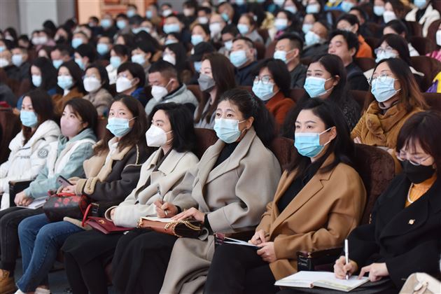 为了孩子们更加优秀而阳光——记新学期棠外初二家长会 