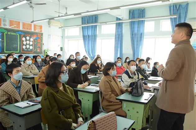 为了孩子们更加优秀而阳光——记新学期棠外初二家长会