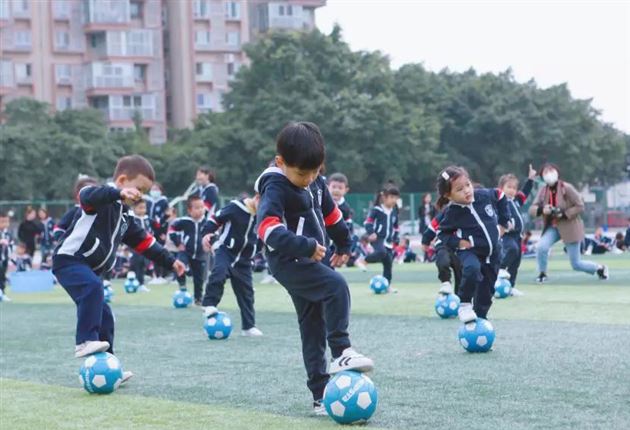 棠湖仁智幼儿园承担“第二届天府幼儿体育大会”比赛项目范例视频录制工作