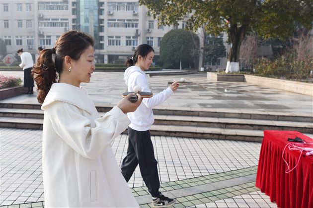 致敬每个闪闪发光的你——棠外开展庆祝“三八”妇女节系列活动