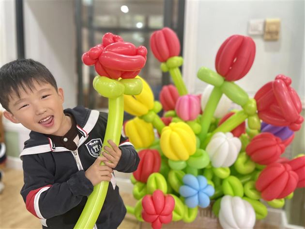 最特别的礼物送给最爱的“她”